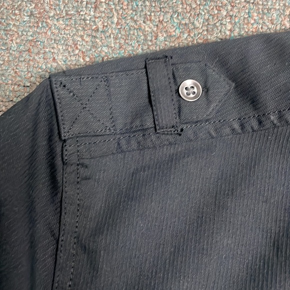 Button down - Picture 4 of 5